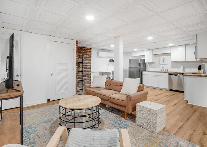 Saddle Hills Unit 2 - Cozy Mountain Stay, 5 Minutes To Downtown And Hiking